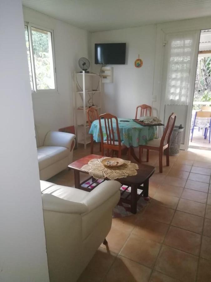 Vila Tropique F2 Sainte-Marie Exteriér fotografie